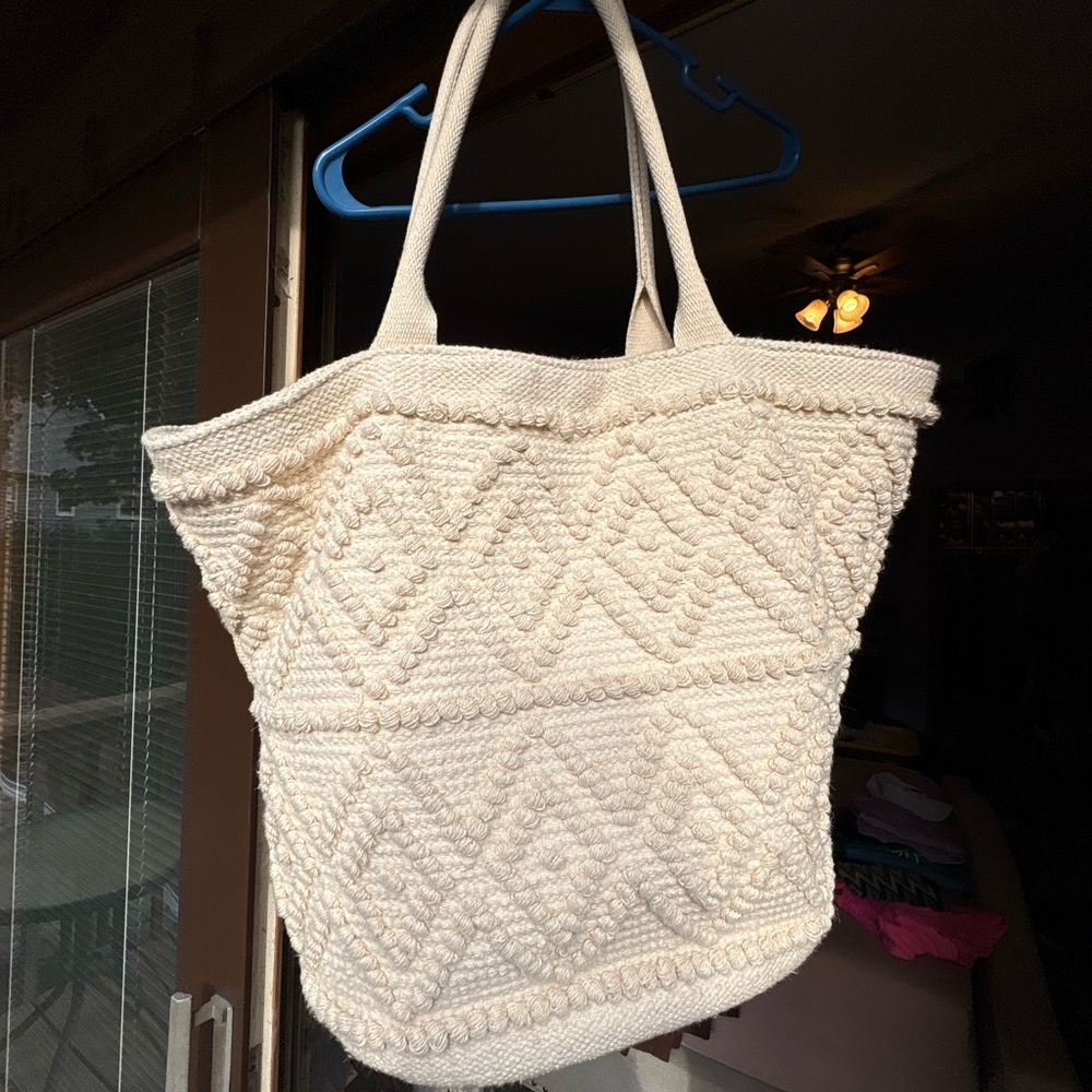Cream Textured Tote Bag/beach bag